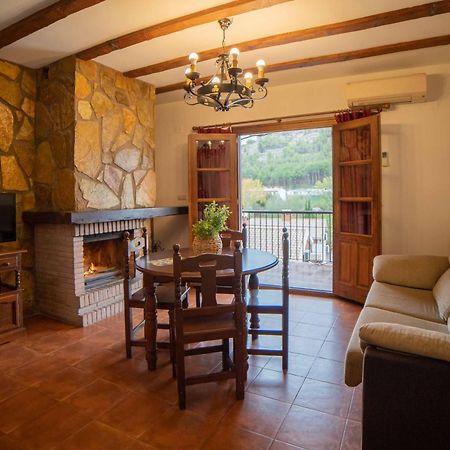 Apartamentos Los Olivos Алькала-дель-Хукар Экстерьер фото